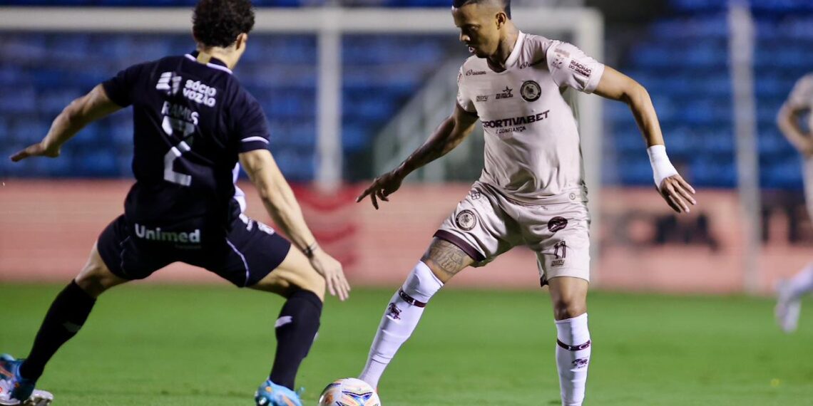 Derrota para o Ceará elimina o Jacuipense da Copa do Nordeste