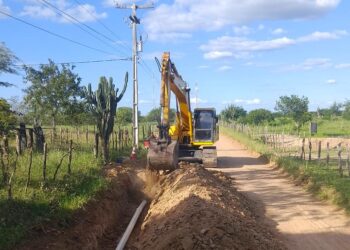 Nova adutora proporcionará segurança hídrica para população de Nova Fátima e Pé de Serra