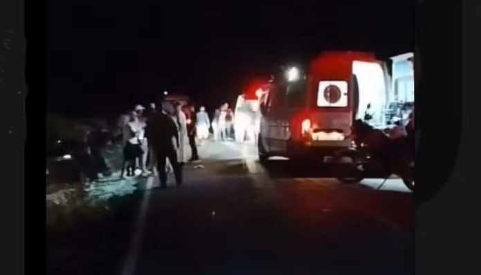 Sete pessoas morrem após batida entre dois carros na Chapada Diamantina