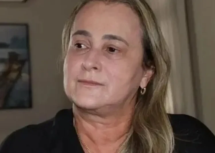 Carro com prefeita de Livramento de Nossa Senhora é alvo de ataque