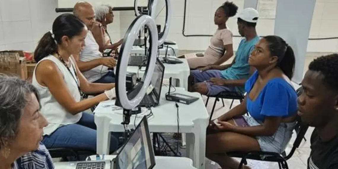 Mais de 450 mil eleitores estão com título cancelado na Bahia; saiba como regularizar documento