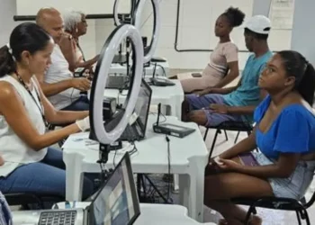 Mais de 450 mil eleitores estão com título cancelado na Bahia; saiba como regularizar documento