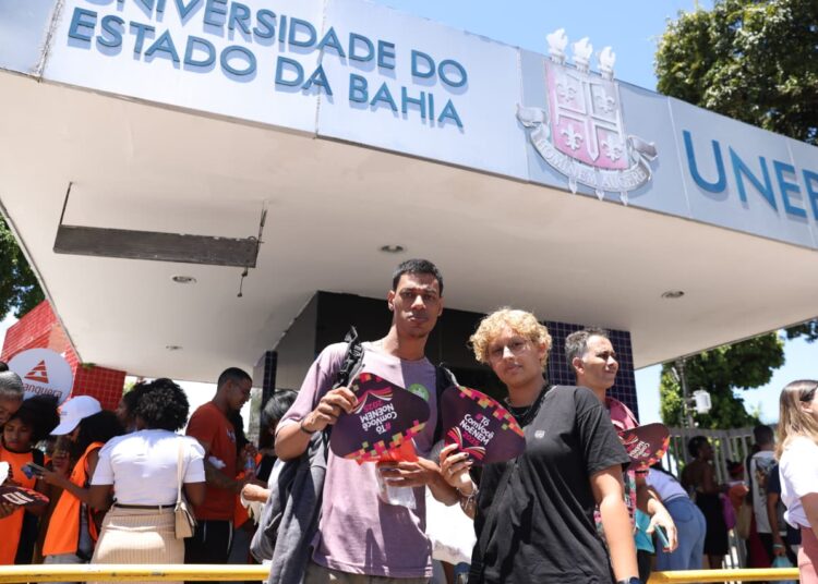 Estudantes da rede estadual têm até esta quarta (29) para se inscrever nas vagas remanescentes do FIES