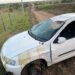 Carro sai da pista, capota e motorista tem ferimentos leves