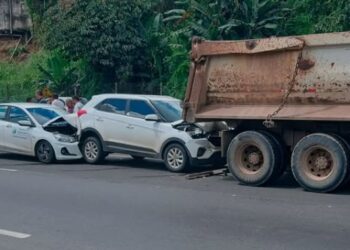 Vereadores de Quijingue se envolvem em acidente na BR 324 quando seguiam para Salvador