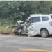 Motoristas ficam feridos após colisão envolvendo carreta e Spin na BR 407