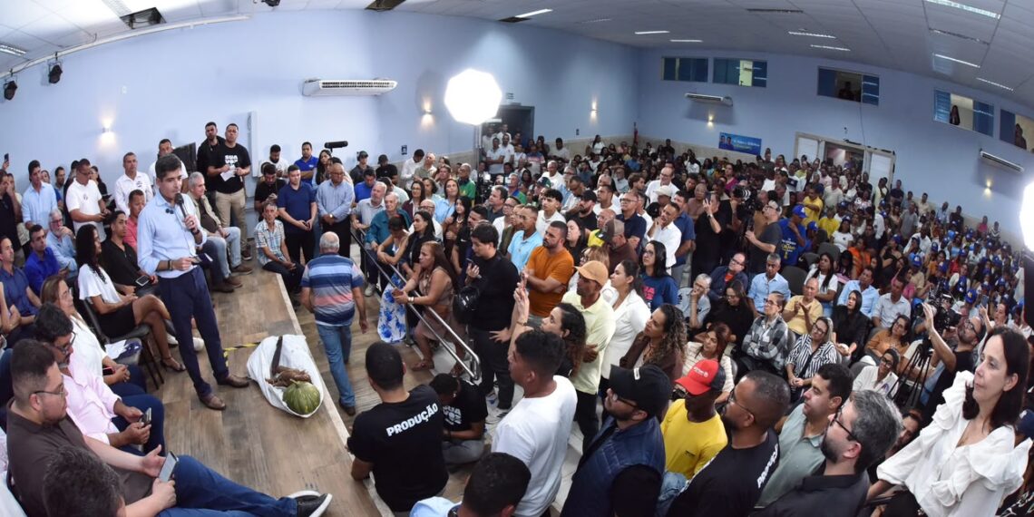 ACM Neto inicia Sua Voz é a Nossa Voz em Jacobina e diz que plano de governo terá contribuição direta dos baianos