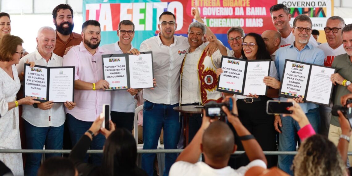 Mairi I – Dia de Corpus Christi é marcado pela fé, inauguração de obras com a presença do governador, entregas de veículos e outros benefícios