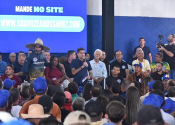 Em Barra da Estiva, ACM Neto ouve demandas da população sobre água e saúde e promete novo hospital e obras hídricas na região