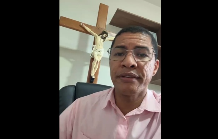 Araci: padre alerta fiéis sobre batizados marcados para comunidade de Barbosa e afirma que celebração não terá validade para a Igreja Católica