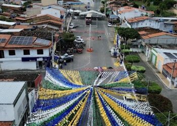 Mairi – Avenida Senhor do Bonfim já recebe ornamentação para o Arraiá do Monte Alegre 2026; confira a programação oficial