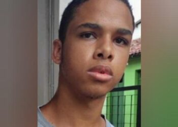 Foragido da Justiça tenta tomar fuzil de policial e morre após confronto em Serrinha