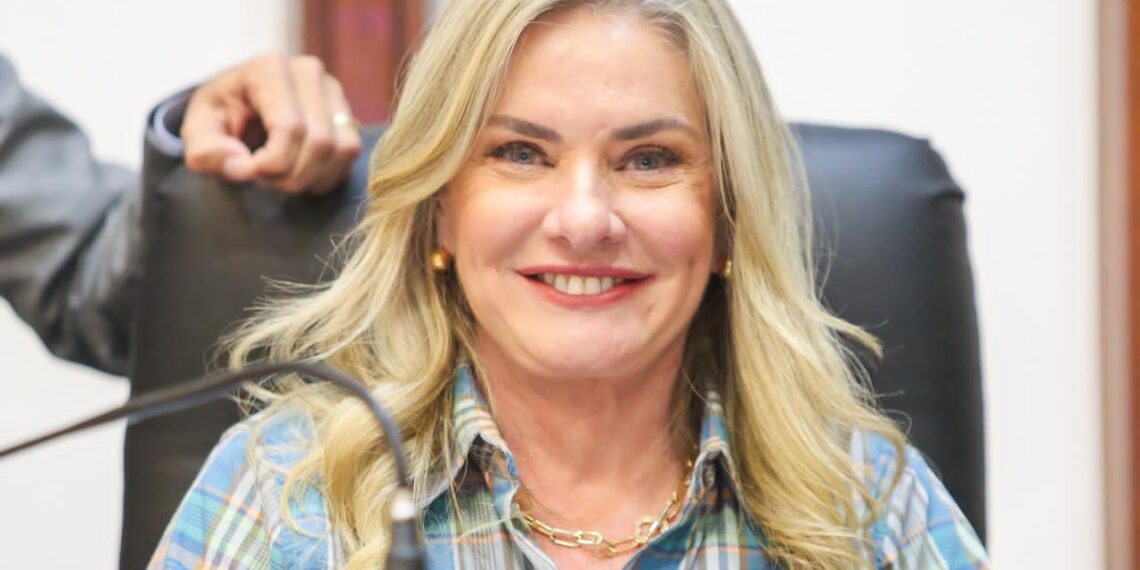 ALBA – Ivana Bastos comemora semestre produtivo com votações de propostas que beneficiam a população