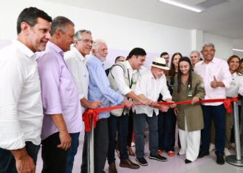 Lula e Jerônimo inauguraram Hospital Estadual do Litoral Norte, primeira unidade hospitalar do Novo PAC entregue no Brasil