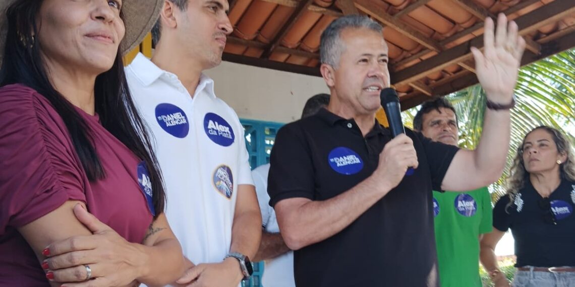 Retirolândia II: reunião começa a desenhar os apoios políticos para 2026, e moradora do município anuncia pré-candidatura a deputada federal