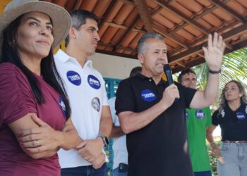 Retirolândia II: reunião começa a desenhar os apoios políticos para 2026, e moradora do município anuncia pré-candidatura a deputada federal