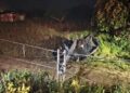Homem morre após carro sair da pista e bater em poste de rede elétrica