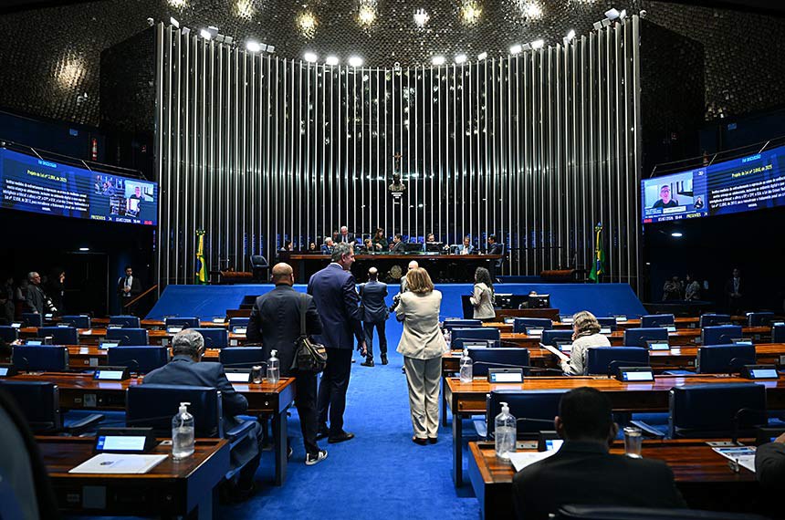Projeto que cria ‘Pix Pensão’ é aprovado em Plenário do Senado