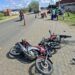 Colisão entre duas motos deixa três feridos na BA 120