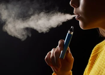 Vamos refletir sobre a geração que cresceu sem fumaça e agora consome o vape?