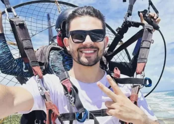 PR – Aluno de aviação morre após ritual de ‘banho de óleo’; instrutor é preso