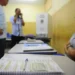 TRE-BA convoca 140 mil mesários; veja como saber se você foi chamado e quais os benefícios da função