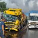 Acidente envolvendo oito veículos deixa trânsito parado na BR-324; engarrafamento chegou a cerca de 10km