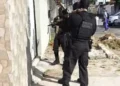 PM e monitor penal são presos por suspeita de participação no homicídio de advogada em Itororó