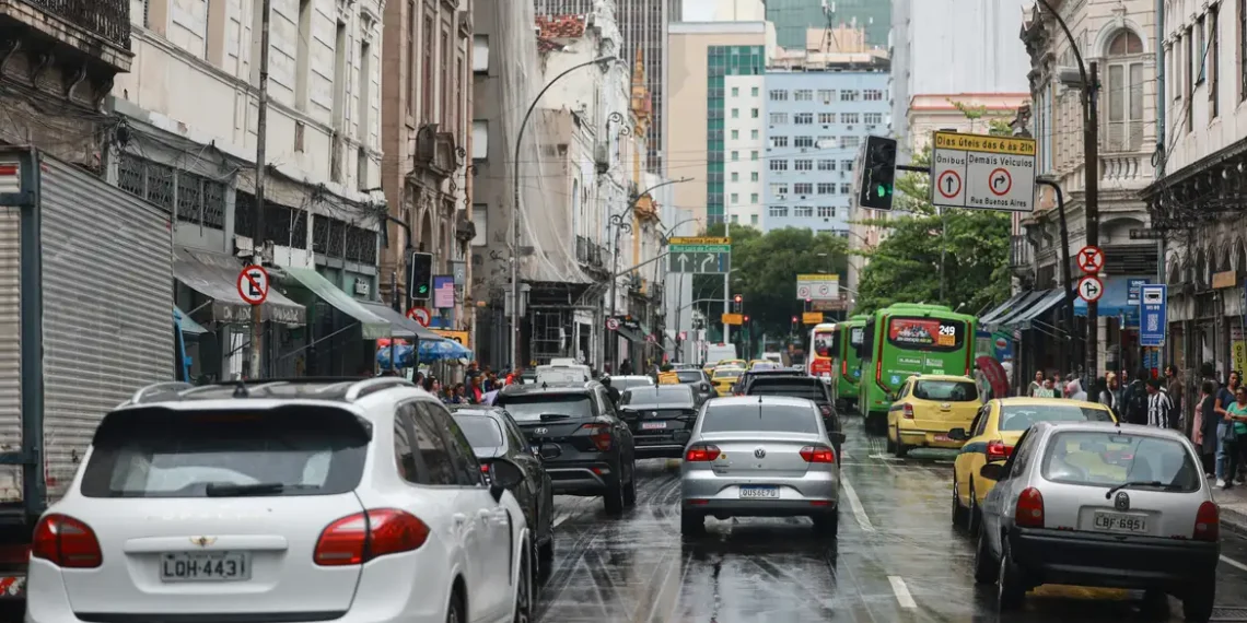 Adesivo eleitoral pode levar à perda da cobertura de seguro