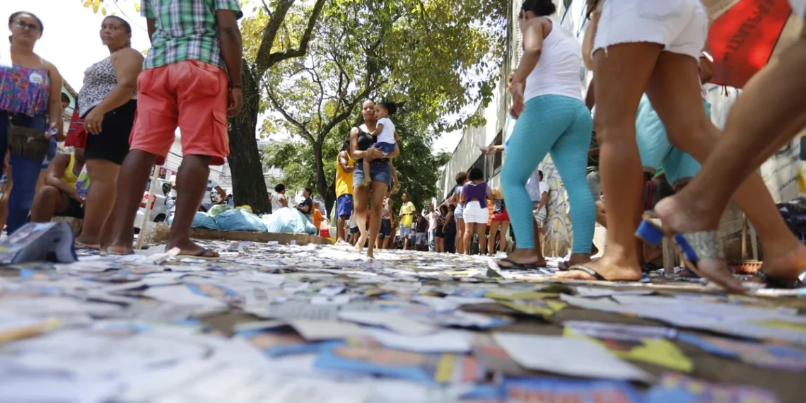 Propaganda eleitoral começa domingo (16): veja o que muda na TV, internet e ruas