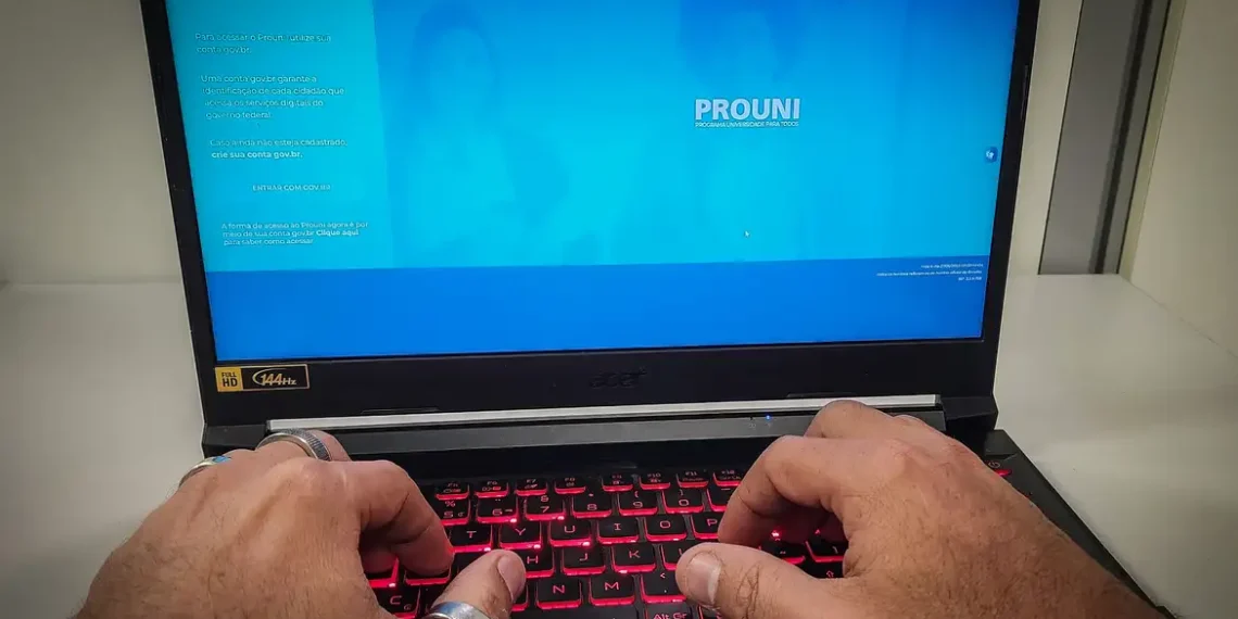 Prouni: candidatos têm até esta quinta-feira, 27, para registro na lista de espera