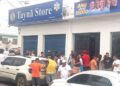 Adesivaço marca manhã de domingo de campanha de Alex da Piatã em Conceição do Coité