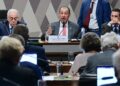 CCJ do Senado aprova escala 6×1; proposta prevê 40 horas semanais e duas folgas