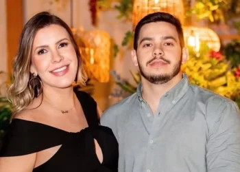 PR – Marido mata médica a facadas em apartamento, foge do local do crime e deixa filho de oito meses com corpo