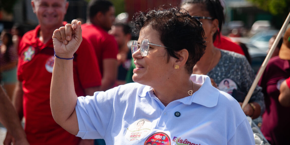 Elisângela Araújo que concorre com novo número e partido para federal acompanha agenda de Jerônimo pelo Território do Sisal e reafirma aliança com projeto de Lula