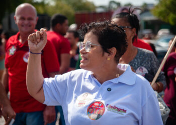Elisângela Araújo que concorre com novo número e partido para federal acompanha agenda de Jerônimo pelo Território do Sisal e reafirma aliança com projeto de Lula