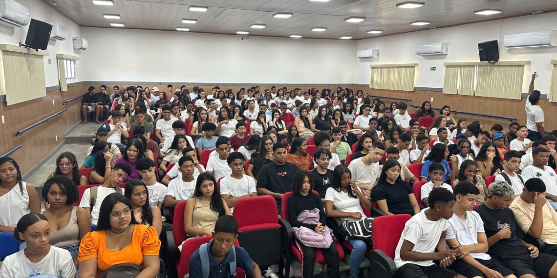 Educação Profissional ganha destaque em Conceição do Coité com Seminário das Estações Criativas