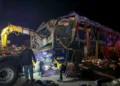 Acidente com ônibus que seguia de São Paulo para Senhor do Bonfim (BA) deixa seis mortos e 43 feridos em Minas