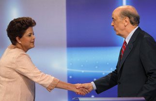 No segundo turno, Dilma segue na frente de Serra, de acordo com o Datafolha