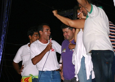 Comemoração da vitória de Dilma sinaliza acordo Assis e Alex para 2012