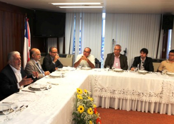 Governador convoca imprensa para almoço e faz balanço do seu 1º mandato e futuro