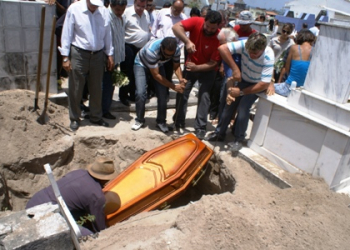 Diretor da Boa Farma é sepultado em Coité