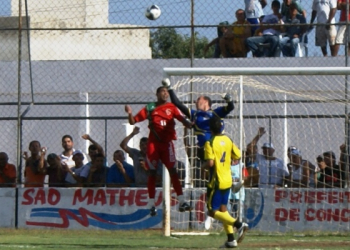 Primeira partida da final do intermunicipal fica no zero a zero