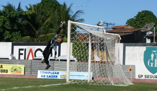 Primeiro tempo em Porto Seguro termina em 0 a 0