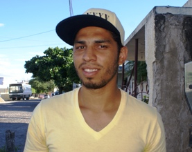 Wallace de férias em Coité fala com exclusividade ao CN