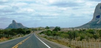 Onda de desmatamento preocupa moradores de Pé de Serra