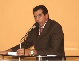 Câmara Municipal de Riachão do Jacuípe outorga cinco novos cidadãos