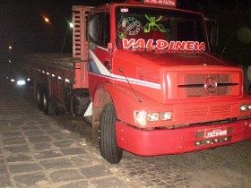 Estudante é atropelado por caminhão quando deixava escola em Valente