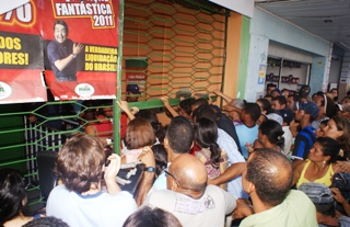 Coité: Loja realiza saldão e consumidores fazem confusão