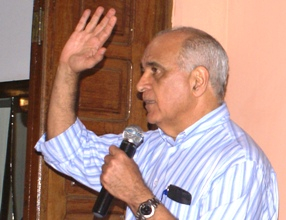 Paulo Souto deixa presidência do DEM